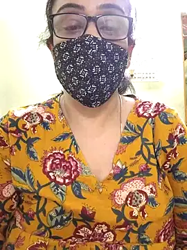 sweet-lotus online show from 04/16/26, 06:03