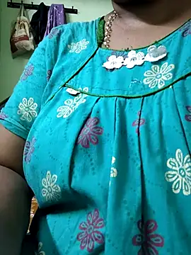 sweet-lotus online show from 10/06/25, 01:12