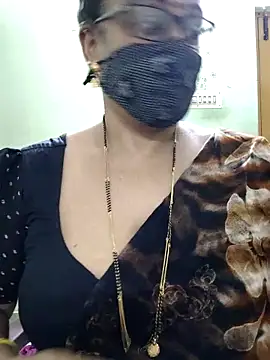 sweet-lotus online show from 11/14/25, 03:32