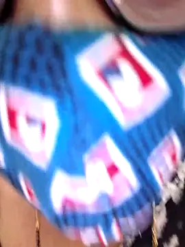 sweet-lotus online show from 12/19/25, 03:32