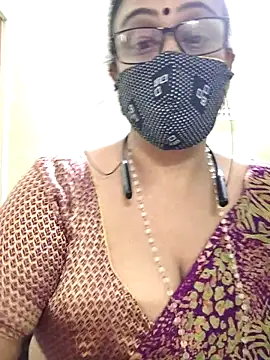 sweet-lotus online show from 11/10/25, 05:12