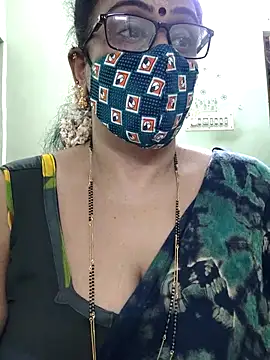 sweet-lotus online show from 11/23/25, 06:23