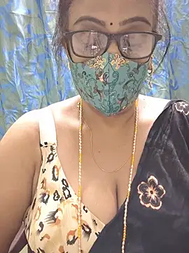 Snapshot of sweet-lotus chatting on 07/23/26, 05:53 sweet-lotus online show from 07/23/26, 05:53