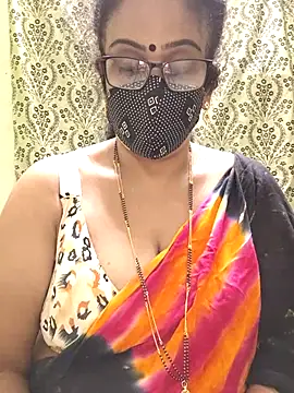 sweet-lotus online show from 10/21/25, 10:53