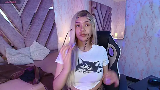 redd pandaa online show from 04/11/26, 03:58