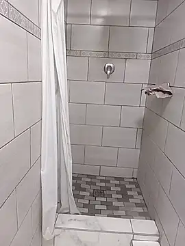 Snapshot of Babysex32 chatting on 11/17/25, 01:31 Babysex32 online show from 11/17/25, 01:31