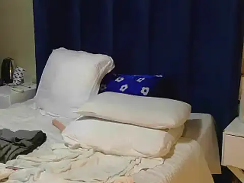 Snapshot of Babysex32 chatting on 11/10/25, 09:20 Babysex32 online show from 11/10/25, 09:20