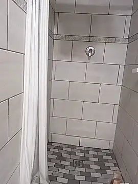 Snapshot of Babysex32 chatting on 11/04/25, 12:09 Babysex32 online show from 11/04/25, 12:09