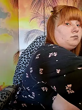 Snapshot of Miss_tits2025 chatting on 04/13/26, 07:23 Miss tits2025 online show from 04/13/26, 07:23