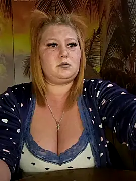 Snapshot of Miss_tits2025 chatting on 06/10/26, 10:55 Miss tits2025 online show from 06/10/26, 10:55