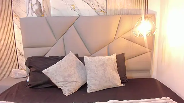 Tatihornyy online show from 04/08/26, 11:33