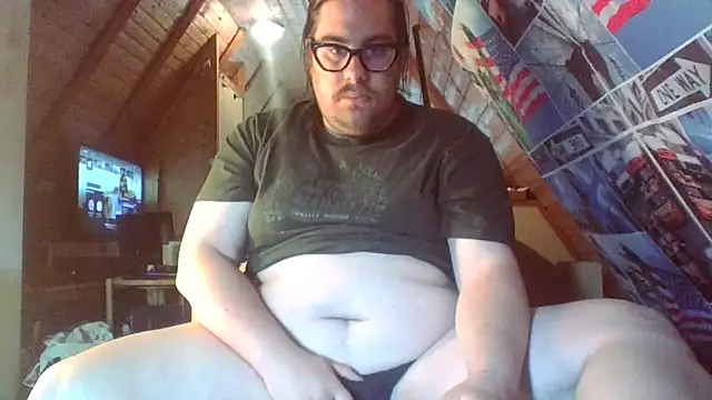 chubbyDavid1998 online show from 04/25/26, 12:30