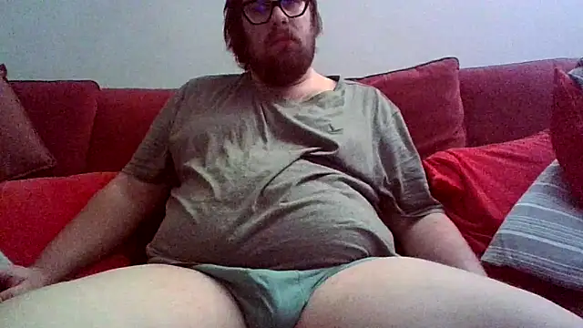 chubbyDavid1998 online show from 12/05/25, 09:19