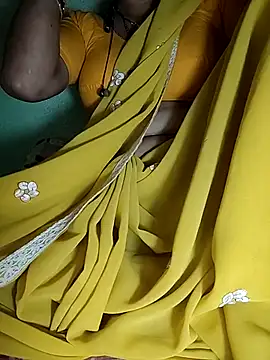 Hotty-Monaa online show from 10/19/25, 05:05