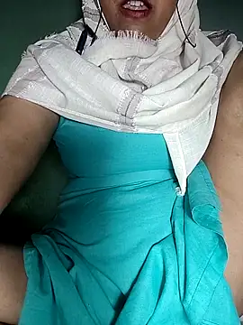 Hotty-Monaa online show from 11/19/25, 05:02