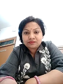 Cute-Janvi20 online show from 04/17/26, 05:27