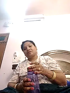 Cute-Janvi20 online show from 10/13/25, 10:28