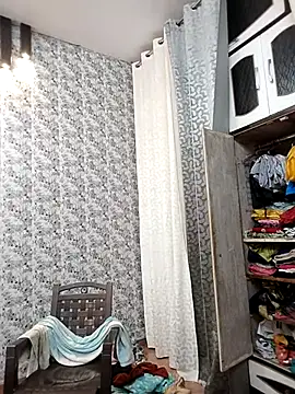 Cute-Janvi20 online show from 04/11/26, 07:50