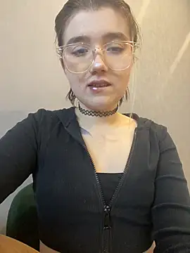 Snapshot of Cherry___Blossom chatting on 01/07/26, 09:25 Cherry Blossom online show from 01/07/26, 09:25