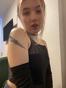 Cherry   Blossom online show from 04/17/26, 10:40