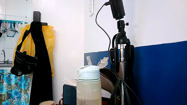 Veronnaink online show from 02/25/26, 12:05