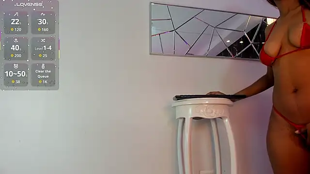 Nini Beyker online show from 02/07/26, 01:19