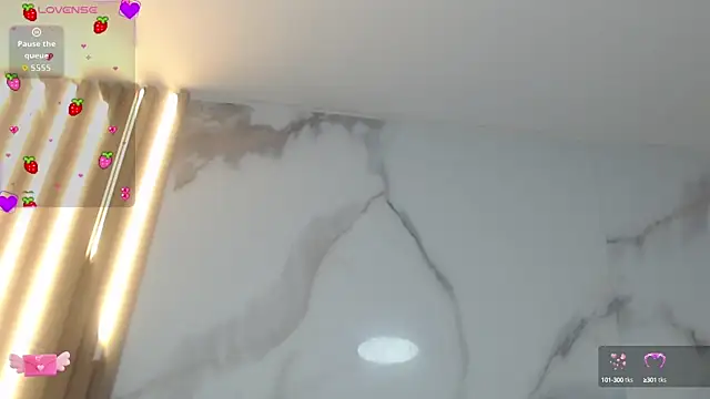 Nini Beyker online show from 10/11/25, 01:12