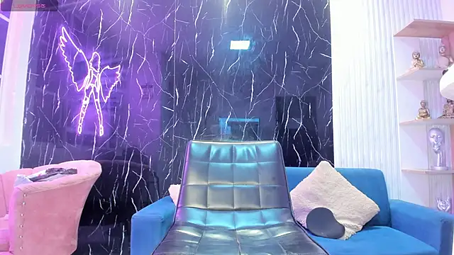 Nini Beyker online show from 03/20/26, 12:06