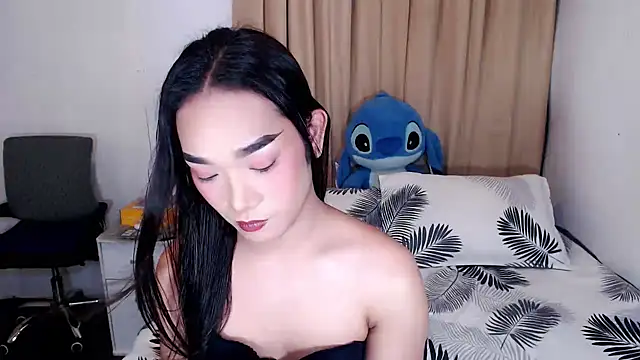 Snapshot of AsianHugeWildSaussage chatting on 06/15/26, 02:28 AsianHugeWildSaussage online show from 06/15/26, 02:28