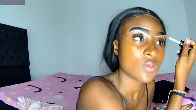 shantall ebony1 online show from 11/28/25, 12:38