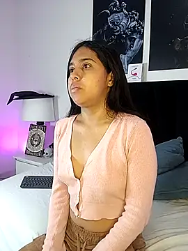 VioletaBliss1 online show from 10/15/25, 12:02