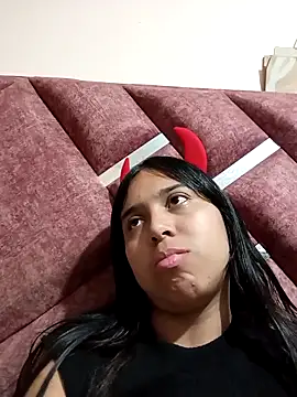 VioletaBliss1 online show from 11/01/25, 02:29