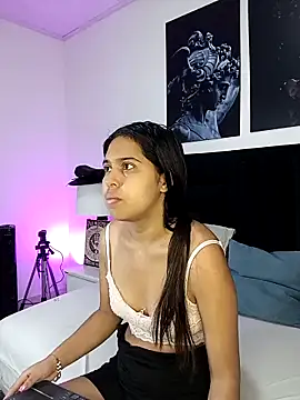 VioletaBliss1 online show from 10/21/25, 12:04