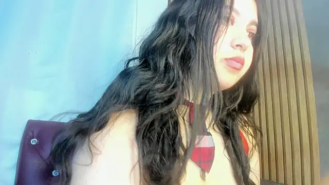 Snapshot of BabyLanck chatting on 10/09/25, 03:51 BabyLanck online show from 10/09/25, 03:51
