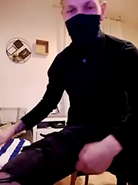 P E R V I T I N online show from 04/24/26, 09:17