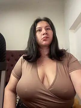 victoriadaniela online show from 01/16/26, 09:02