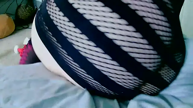 Snapshot of RhondaRump chatting on 12/18/25, 06:01 RhondaRump online show from 12/18/25, 06:01