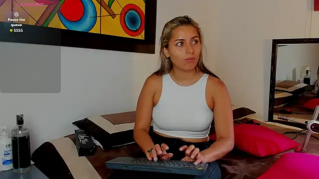 abella-lemus online show from 09/15/25, 01:55