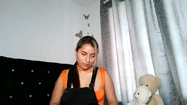 abella-lemus online show from 11/19/25, 03:01