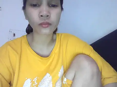 Snapshot of ivyloving4you chatting on 10/17/25, 03:36 ivyloving4you online show from 10/17/25, 03:36