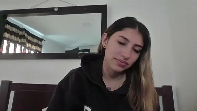 AriaBliss- online show from 05/13/26, 06:48