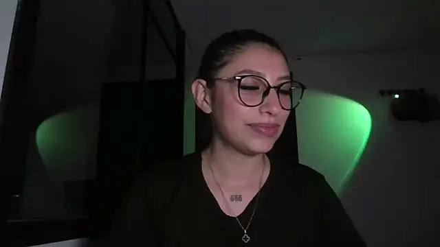 AriaBliss- online show from 11/11/25, 05:13