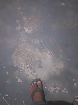 Snapshot of Jhonkkong chatting on 09/28/25, 03:35 Jhonkkong online show from 09/28/25, 03:35