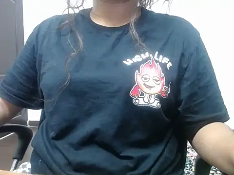 mary jones6 online show from 11/05/25, 12:41