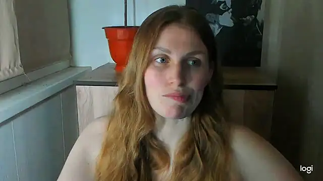 Snapshot of JuliaMuuun chatting on 07/15/26, 08:38 JuliaMuuun online show from 07/15/26, 08:38