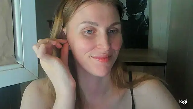 Snapshot of JuliaMuuun chatting on 07/02/26, 11:11 JuliaMuuun online show from 07/02/26, 11:11