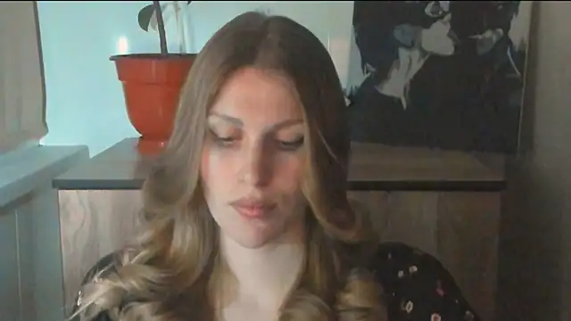 Snapshot of JuliaMuuun chatting on 03/18/26, 09:26 JuliaMuuun online show from 03/18/26, 09:26