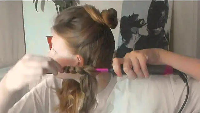 Snapshot of JuliaMuuun chatting on 03/21/26, 07:51 JuliaMuuun online show from 03/21/26, 07:51