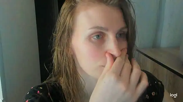 Snapshot of JuliaMuuun chatting on 06/15/26, 09:58 JuliaMuuun online show from 06/15/26, 09:58