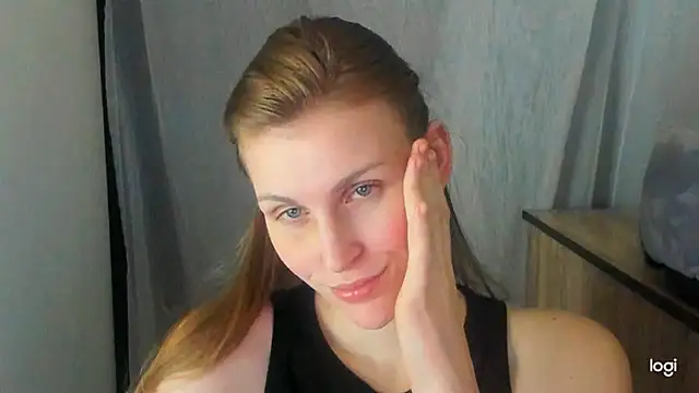Snapshot of JuliaMuuun chatting on 06/25/26, 09:20 JuliaMuuun online show from 06/25/26, 09:20